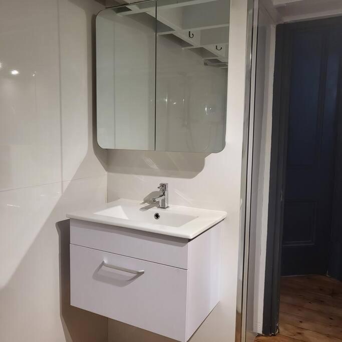 21 Mini Loft Apartment - Great Location - Comfy King Size Bed Brighton Luaran gambar